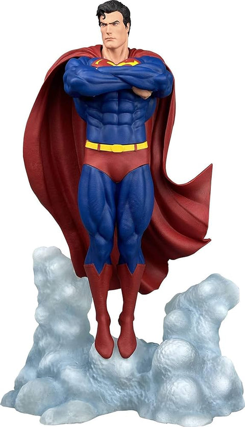 DC Gallery Superman Ascendant